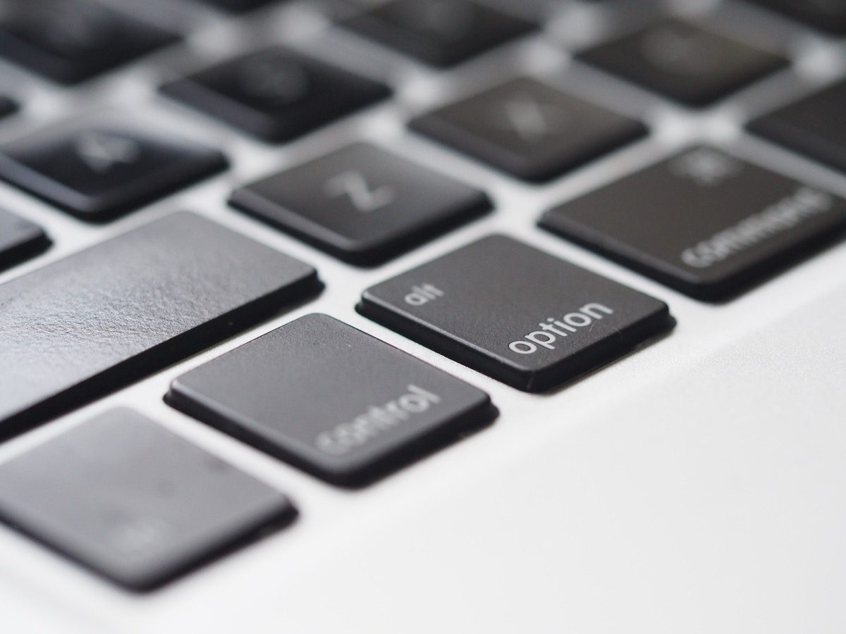 Tastatura - inscriere prin e-mail
